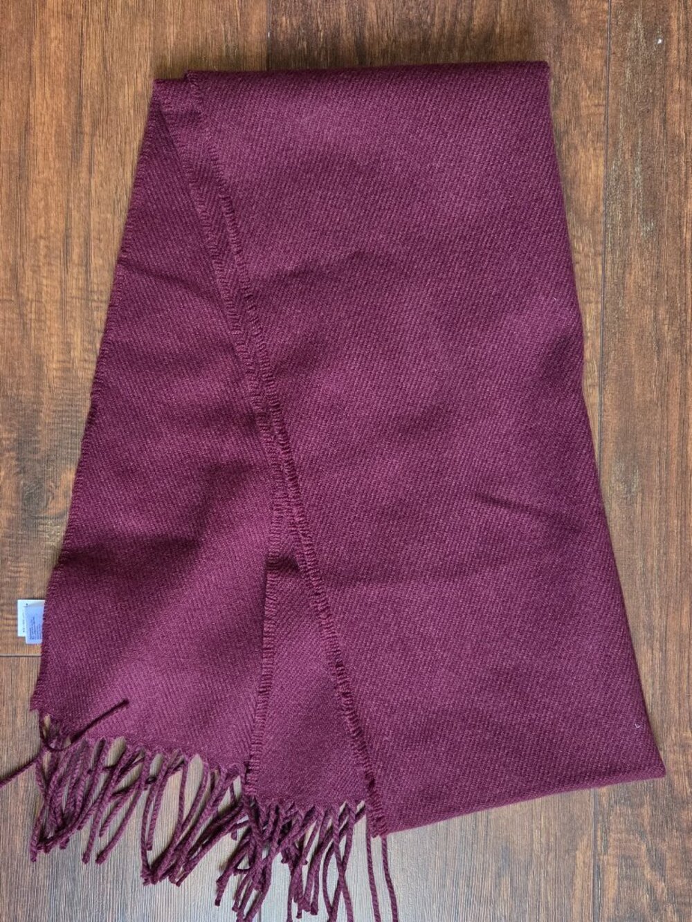 Old Navy Maroon scarf, one size, good conditoin